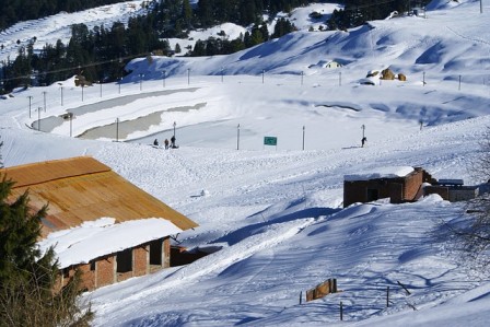 Auli is an off-beat slopes destination in Uttarakhand with natural snow coat and mesmerizing views